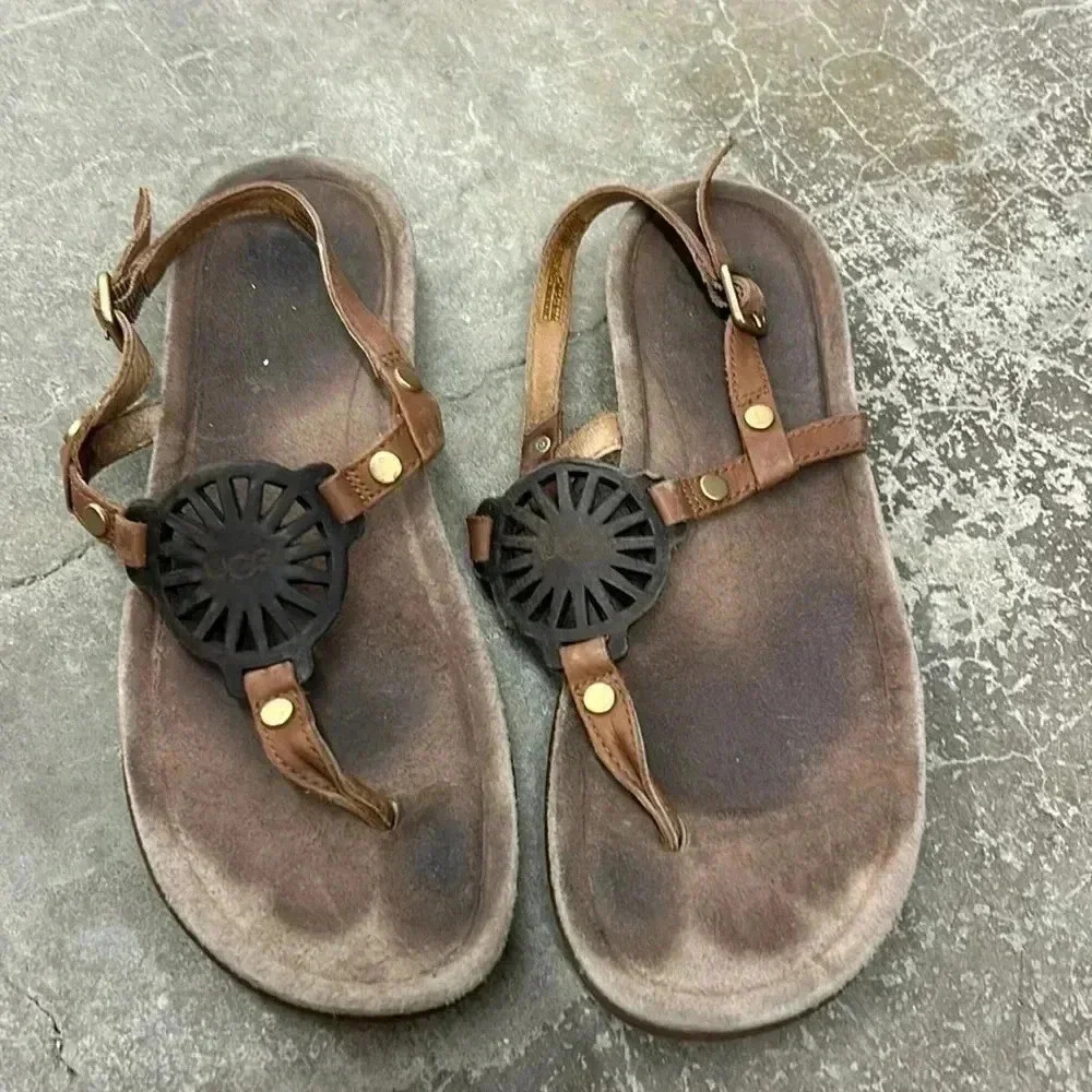 Ugg  sandals